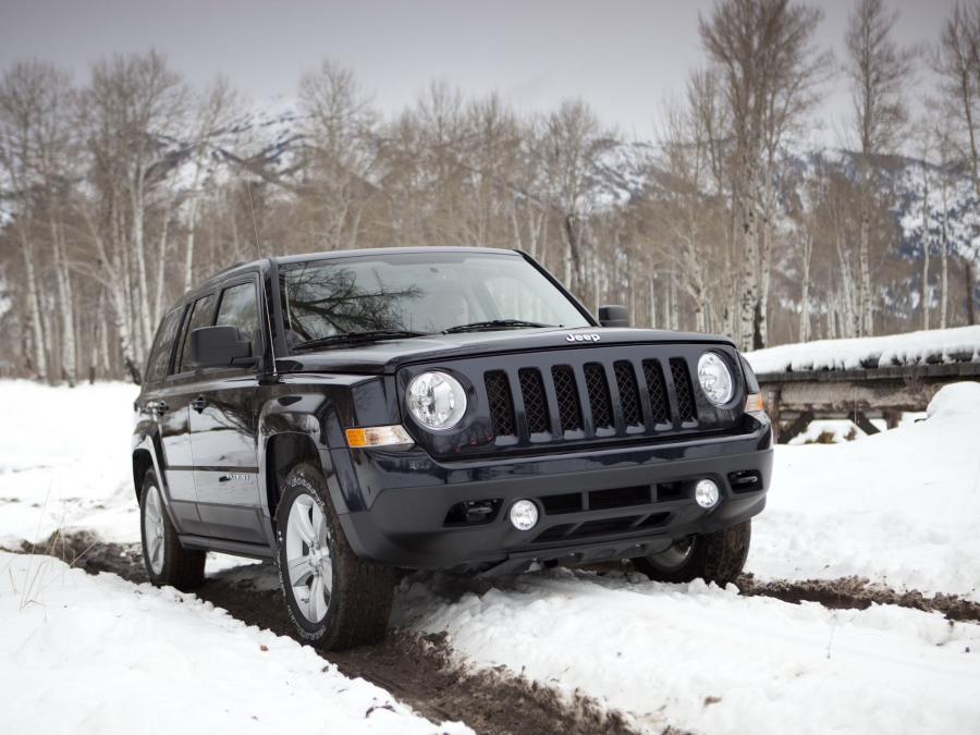  Jeep Patriot 2010 года  (фото 17 из 24)